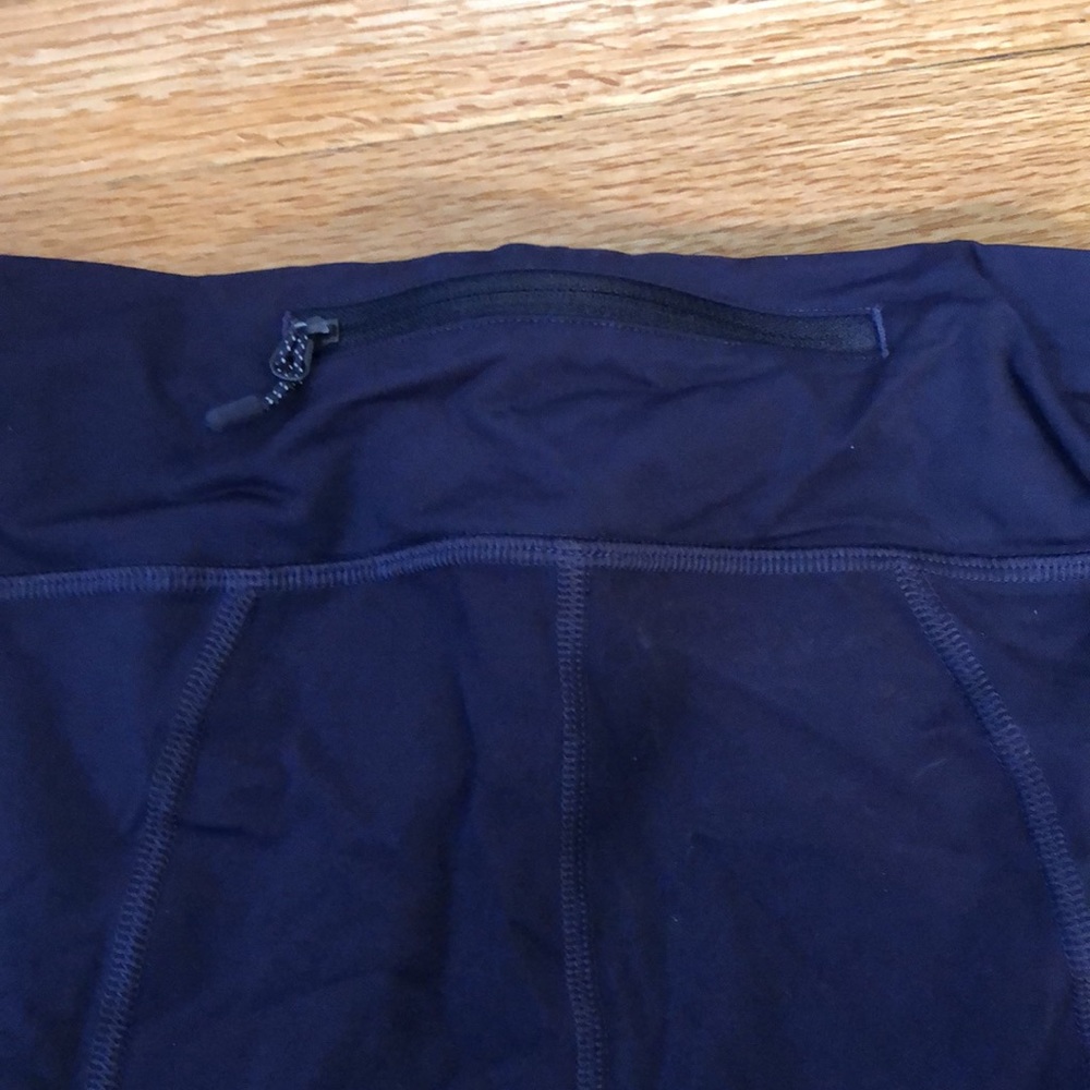 Lululemon pace rival - Picture 4 of 6